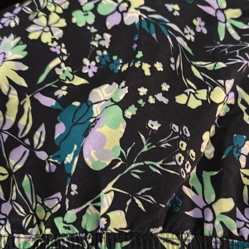 Saks Fifth Avenue Floral swim shorts, size XL, new in packaging